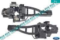 Корпус / кронштейн ручки двери передней левой