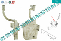 Бачок стеклоомывателя / стеклоочистителя лобового окна ( без крышки )