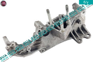 Кронштейн двигателя правый   