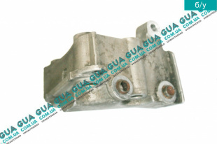 Кронштейн /опора двигателя ( подушки правой верхней )   