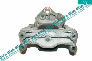 Подушка / опора двигателя правая   