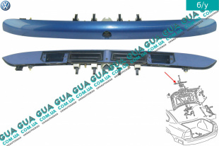 Планка / накладка крышки багажника ( корпус подсветки номерного знака )   