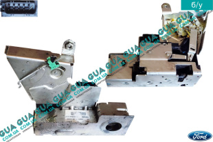 Замок задней правой  двери распашной средний електрический   