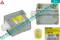 Датчик удара ( Сенсор AirBag ) Mitsubishi / МИТСУБИСИ PAJERO III 2000-2006 / ПАДЖЕРО 3 00-06 3.2DI-D (3200 куб.см.)