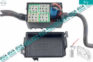 Блок / корпус / фишки реле управления вентилятором   