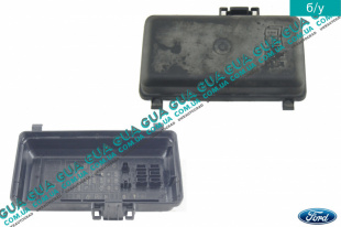 Крышка блока предохранителей   