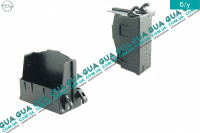  Крышка блока предохранителей