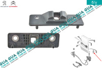 Направляющая втулка / упор боковой сдвижной двери / фиксатор нижняя правая ( мама )