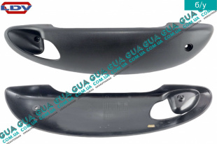 Декоративная накладка внутренней ручки правой передней двери    