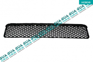 Решетка в бампер центральная часть с 04- Hyundai / ХЮНДАЙ TUCSON 2004-2010 2.0CRDi (1991 куб.см.)