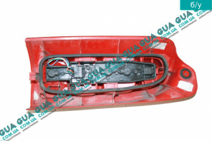 Фонарь задний правый   