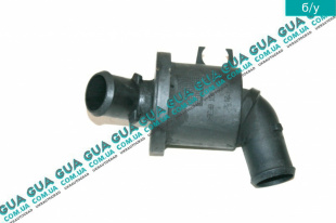 Патрубок интеркулера от турбины к интеркулеру    