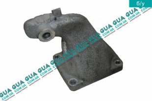 Кронштейн двигателя правый   