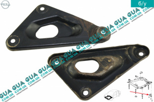 Кронштейн крепление передней балки / подрамника правый   