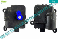 Привод заслонки печки ( моторчик / сервопривод ) .