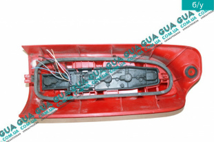 Фонарь задний левый   