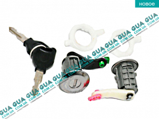 Личинки замков (2 шт.) левый + правый Renault / РЕНО MASCOTT 2004-2010 / МАСКОТ 04-10 3.0TDI (2953 куб.см.)