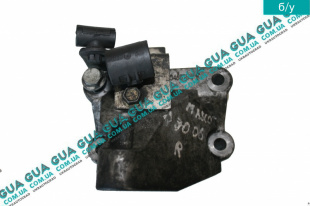 Кронштейн крепление подушки двигателя (правая) Renault / РЕНО MASCOTT 2004-2010 / МАСКОТ 04-10 3.0TDI (2953 куб.см.)