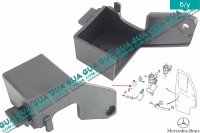 Накладка / кронштейн замка передней правой двери